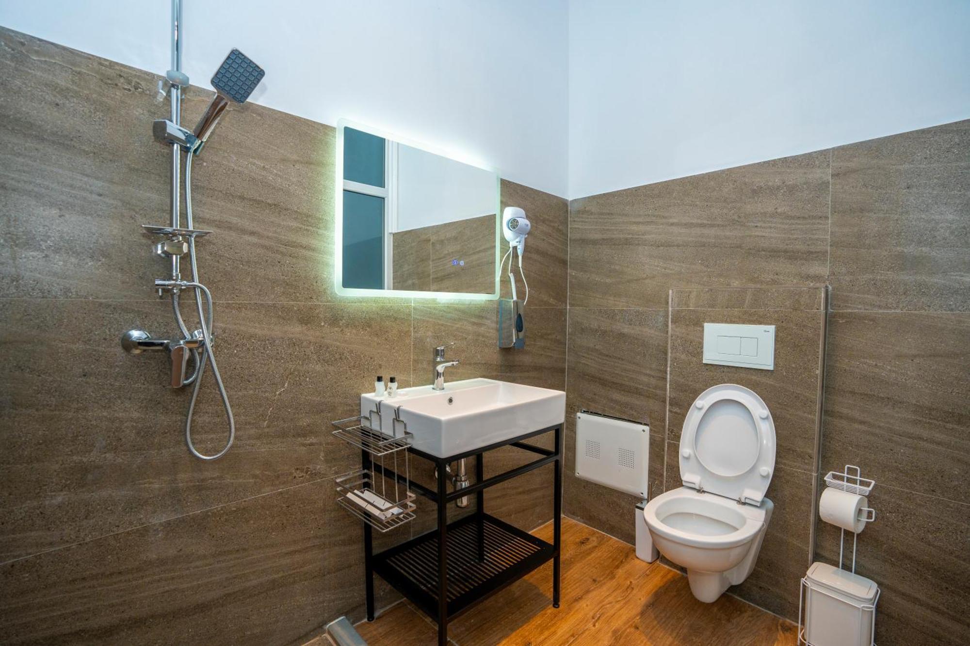 Gjuhadoli Hotel Restaurant Shkodra Kültér fotó